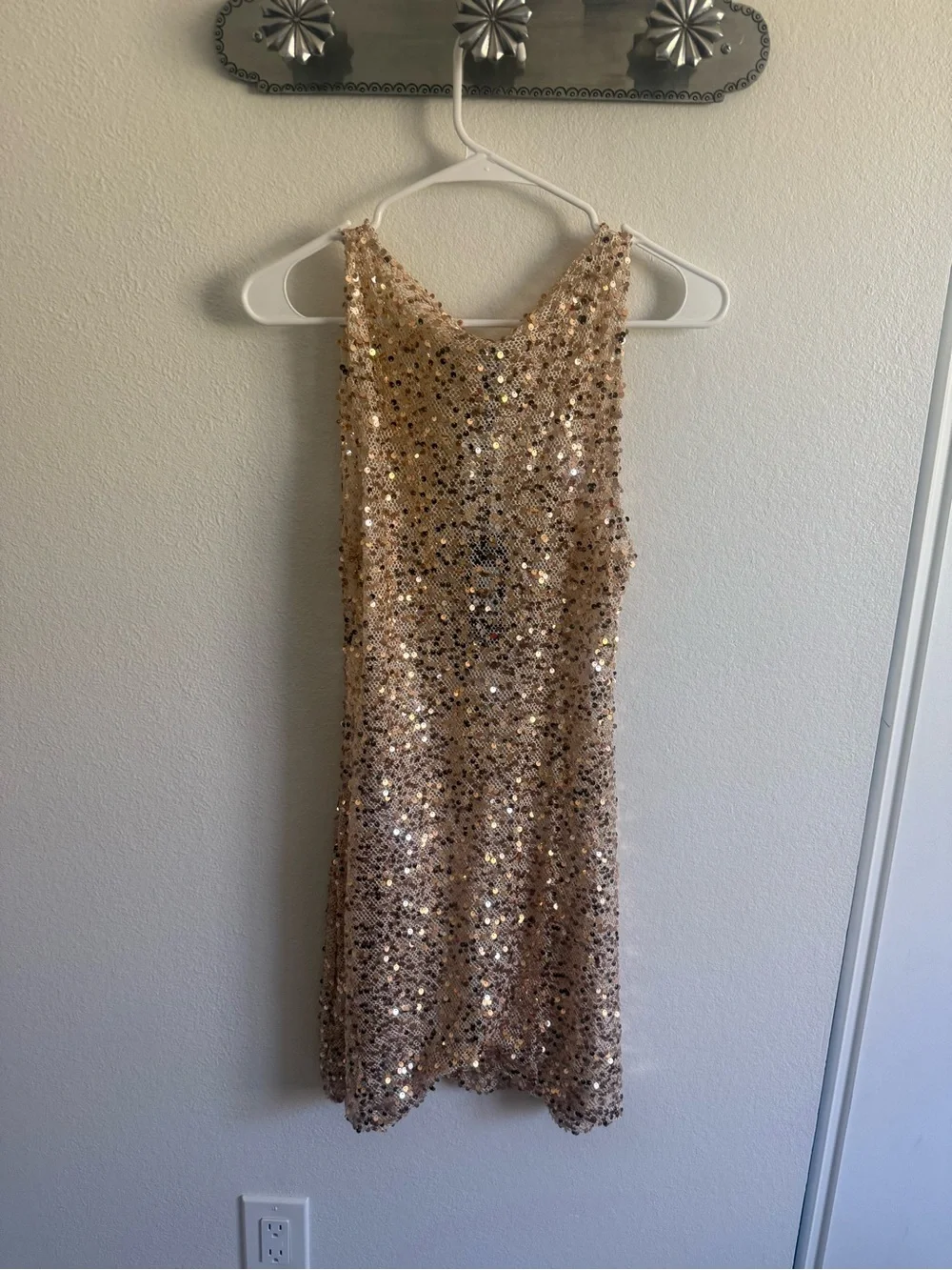 Motel Zeyana Unlined Gold Sequin Mini Dress